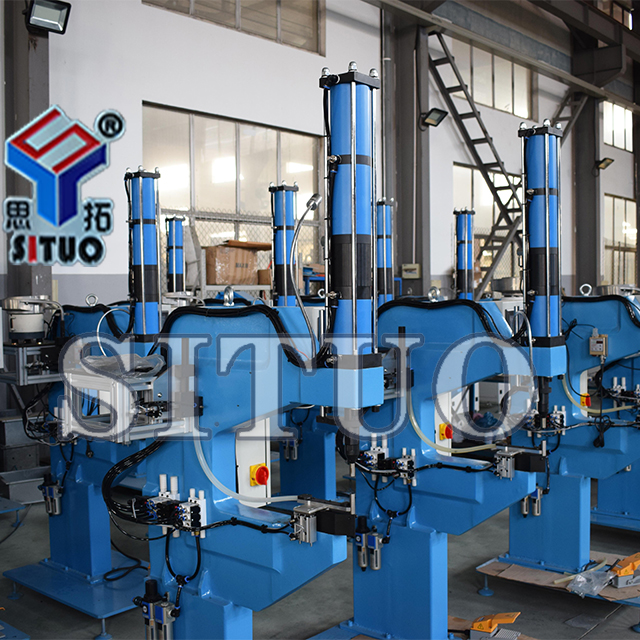無錫思拓壓鉚機：重塑金屬加工新標準